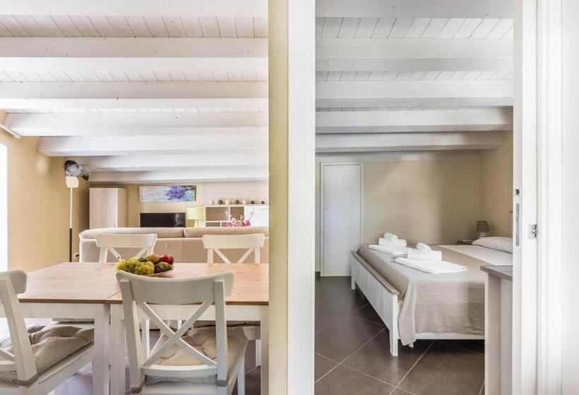 Apartamento 1 Dormitório com Terraço, Modica For Family   Rooms And Apartments