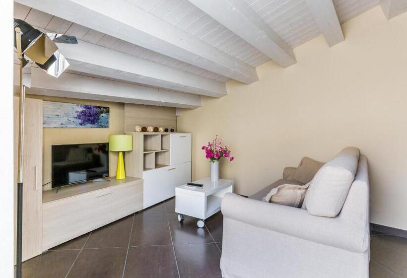 テラス付き１ベッドルームアパートメント, Modica For Family   Rooms And Apartments