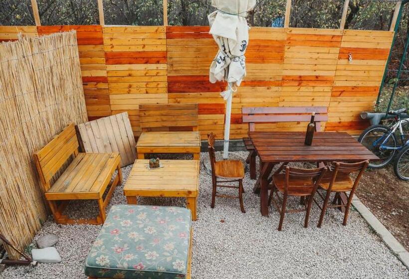 اتاق کلاسیک چهارنفره, Apartmani Pause