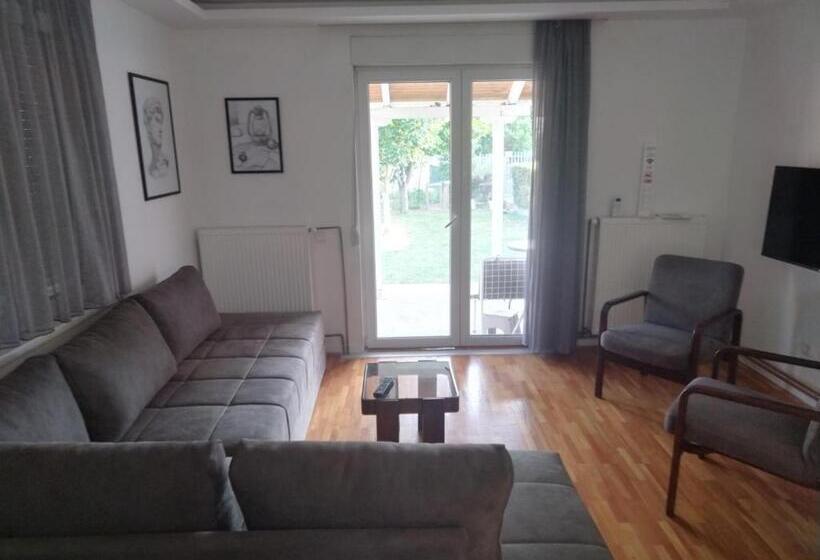 آپارتمان 1 خوابه همکف, Apartmani Pause