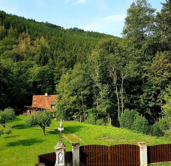 デラックスルーム, čertovka Peklo