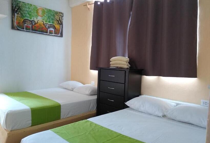 Семейное Бунгало, Los Bungalitos