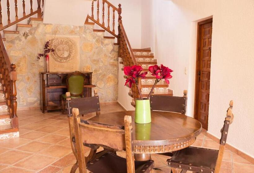 סוויטת ג'וניור עם מרפסת, M A S L A P A U Country Hotel   Adults Only