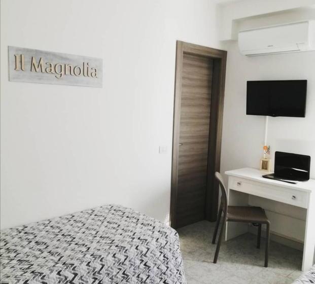 标准三人间, Il Magnolia