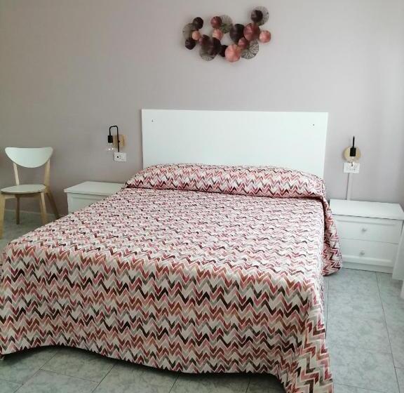 标准三人间, Il Magnolia