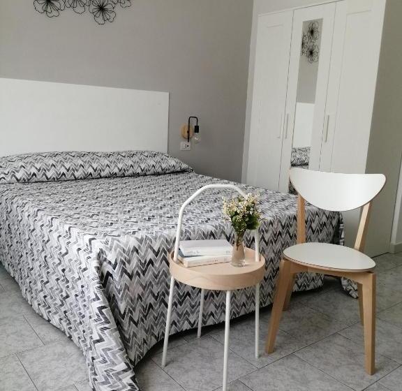 标准三人间, Il Magnolia