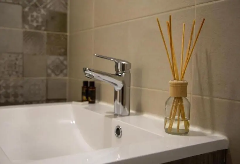 اتاق استاندارد, Boutique Rooms& Winery žorž