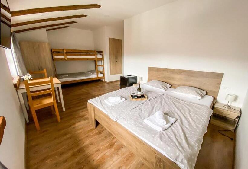 اتاق استاندارد چهار تخته, Boutique Rooms& Winery žorž