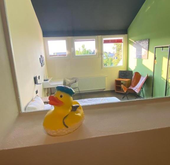 חדר סטנדרט לשלושה, Gästehaus & Café Leeze