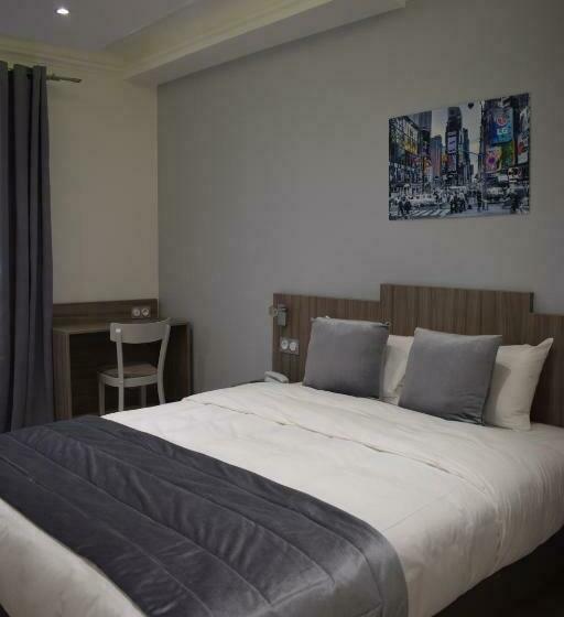 デラックストリプルルーム, Puy De Dome