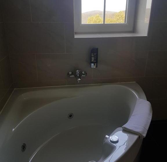 סוויטה משפחתית, Weltmann`s Hotel & Restaurant