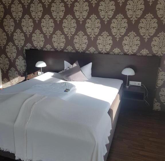 סוויטה משפחתית, Weltmann`s Hotel & Restaurant