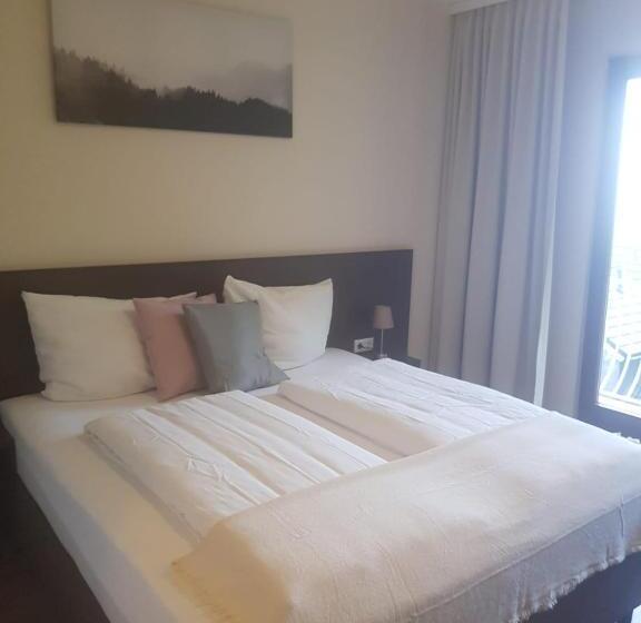 חדר סטנדרט עם מרפסת, Weltmann`s Hotel & Restaurant