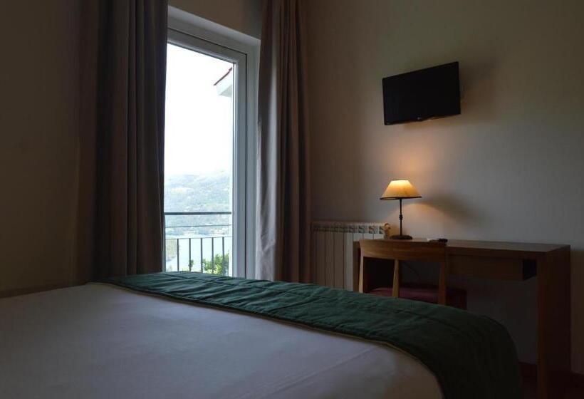 غرفة قياسية مزوَّدة بشُرفة, Casa São Bernardo De Claraval