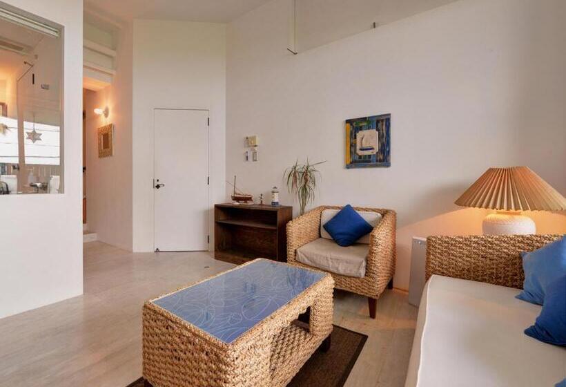 Люкс Вид на Море, Sound Swell Resort