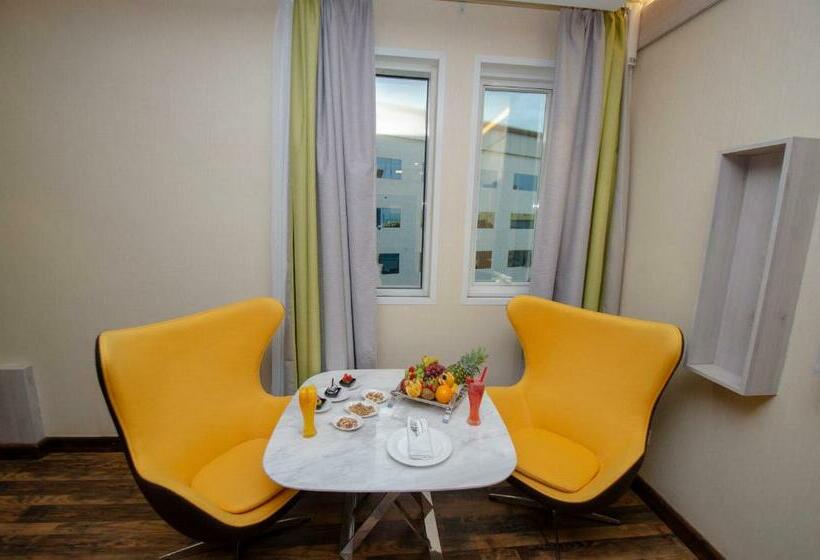 Номер Стандарт Вид на Город, The District Hotel Najran