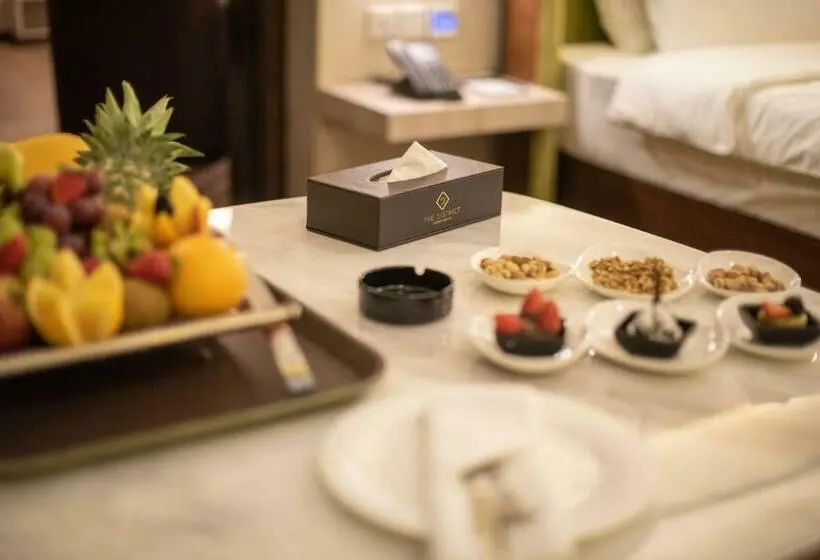 اتاق استاندارد با چشم‌انداز شهر, The District Hotel Najran