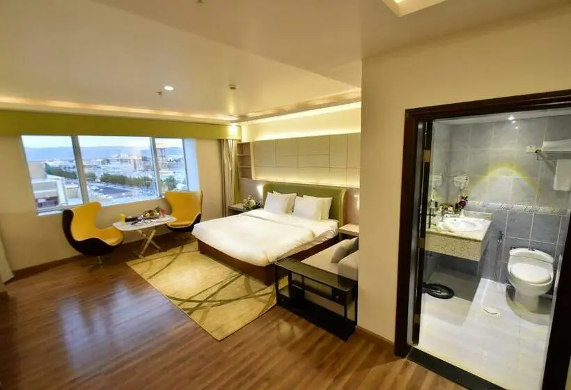 اتاق لوکس با چشم‌انداز شهر, The District Hotel Najran
