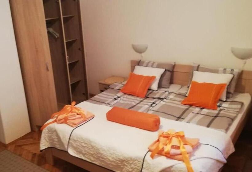 آپارتمان 2 خوابه, Kuća Jeka