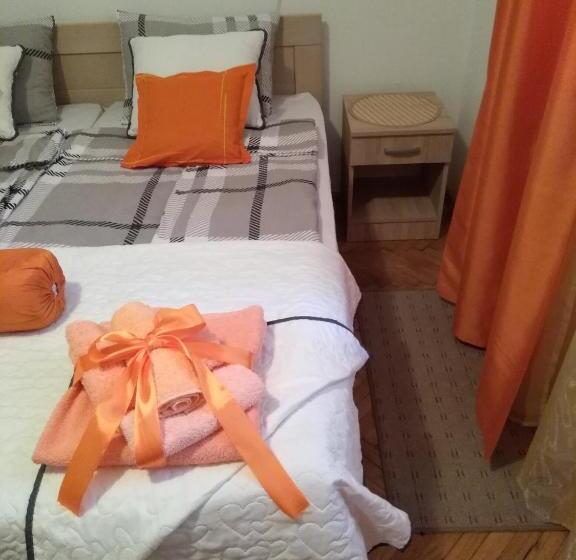 آپارتمان 2 خوابه, Kuća Jeka