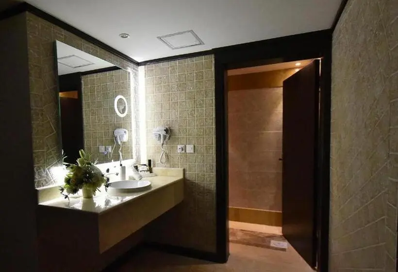 سوئیت پرزیدنت, The District Hotel Najran
