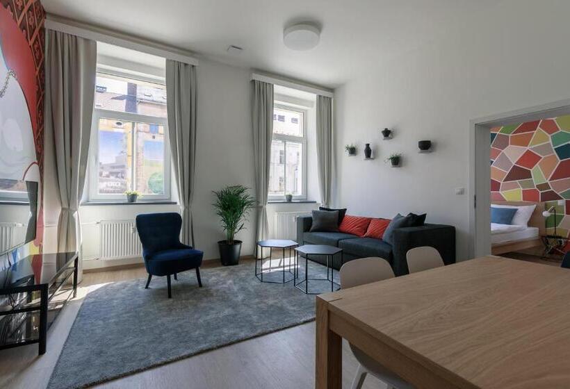 带2个卧室的公寓, Avantgarde Apartments