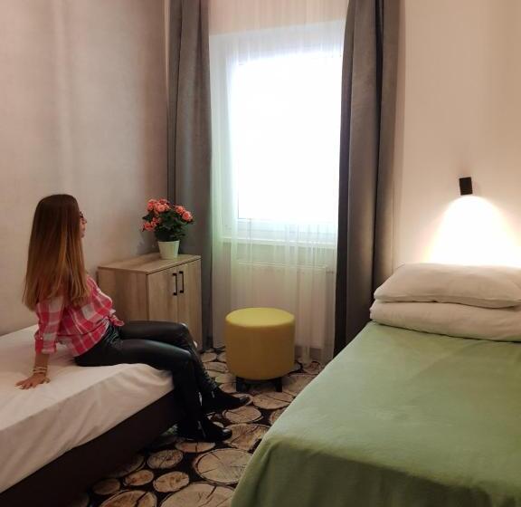 סוויטה משפחתית, Erdővarázs Panzió