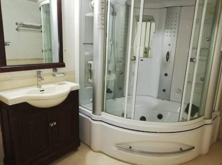 اتاق لوکس با تخت بزرگ, Al Safina