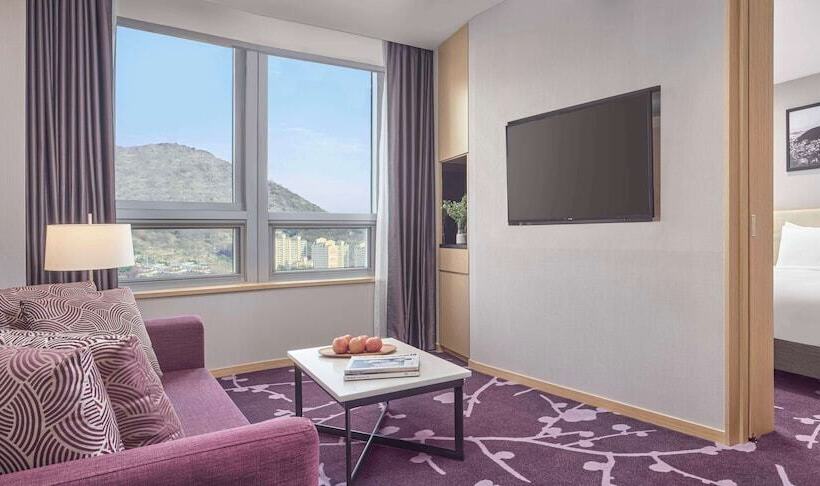 سوییت جونیور, Avani Central Busan