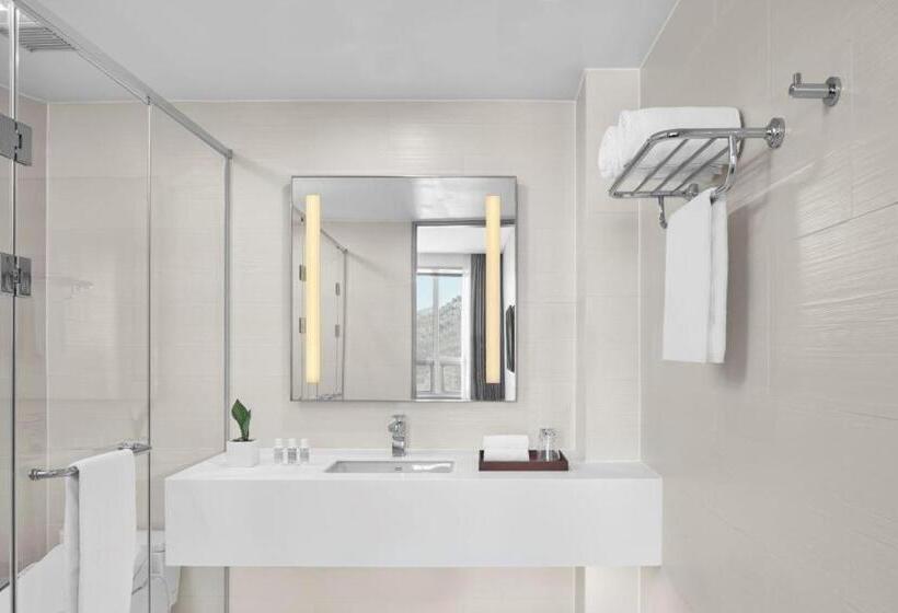 سوییت خانوادگی, Avani Central Busan