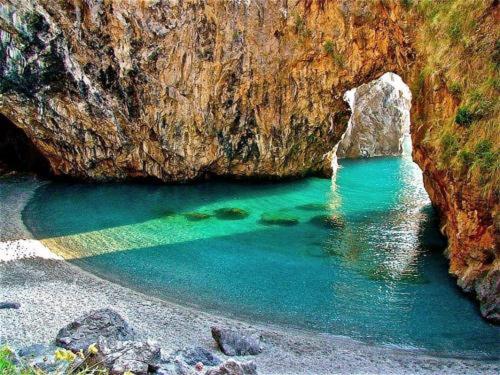 四人标准间, Paradiso