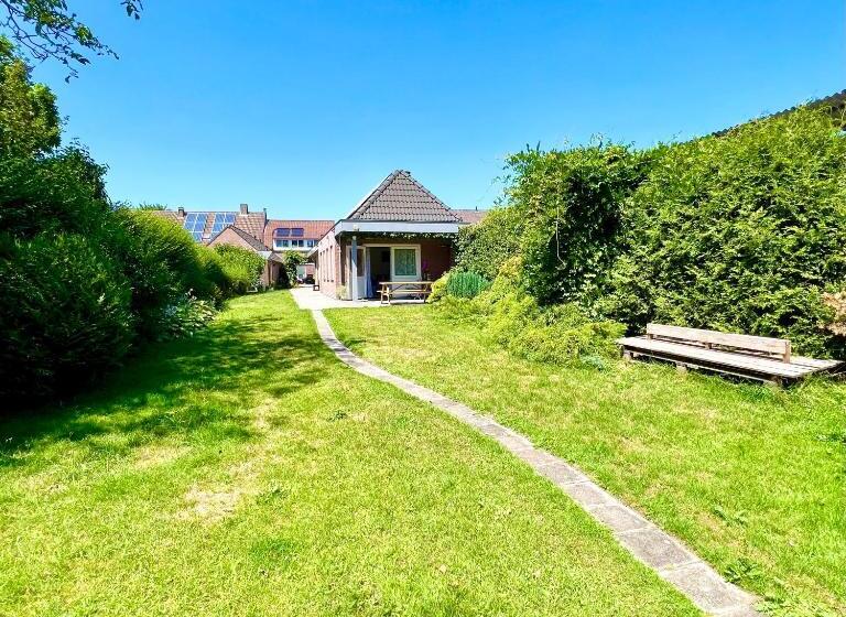 四人标准间, Rooi Bij De Knoptoren B&b