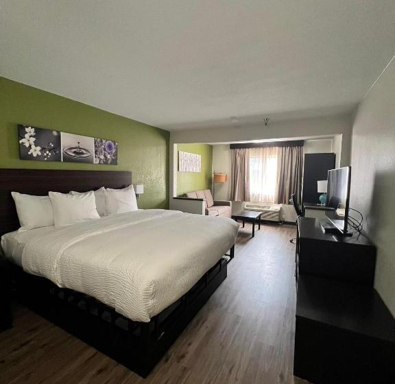Люкс Кровать Кинг, Sleep Inn & Suites Salina I 135
