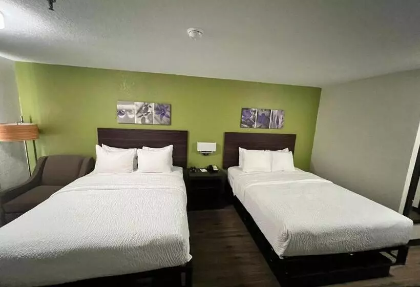 Standard Neljän Hengen Huone, Sleep Inn & Suites Salina I 135