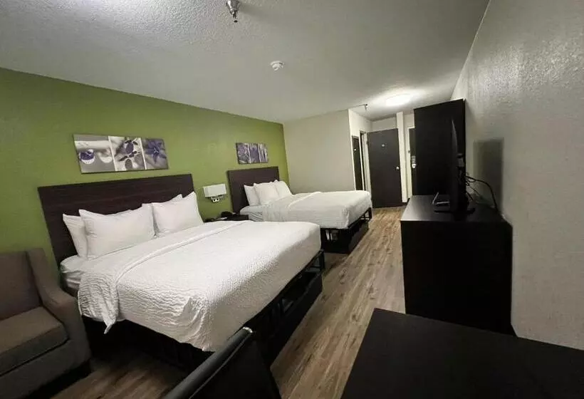 Standard Neljän Hengen Huone, Sleep Inn & Suites Salina I 135