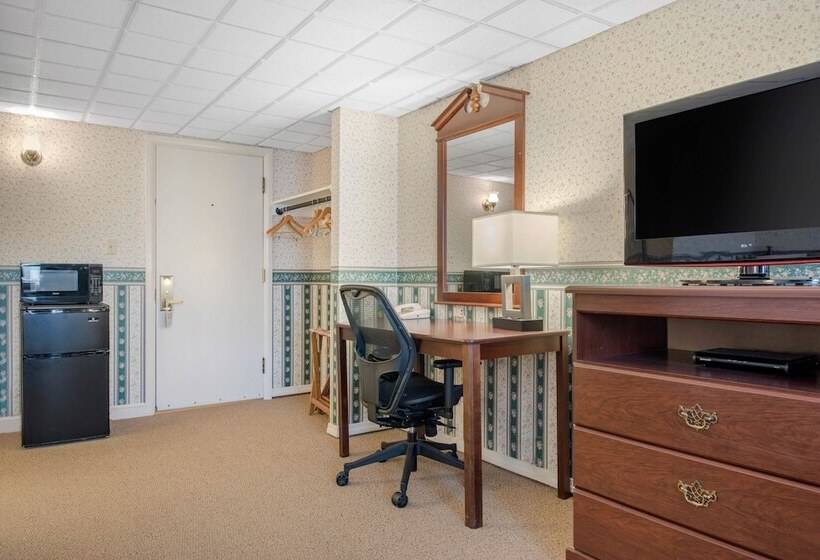 غرفه قياسيه سريرين مزدوجين, Coachman Inn