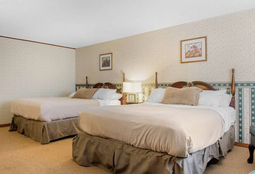 Номер Стандарт 2 Двуспальные Кровати, Coachman Inn