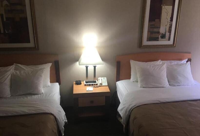 غرفة ديلوكس, Quality Inn Nashville  Bloomington
