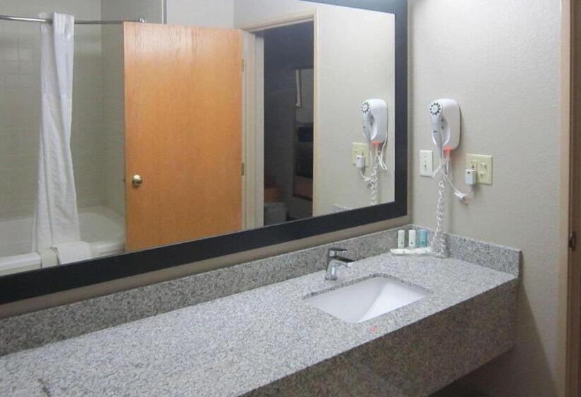 חדר סטנדרט, Quality Inn Nashville  Bloomington