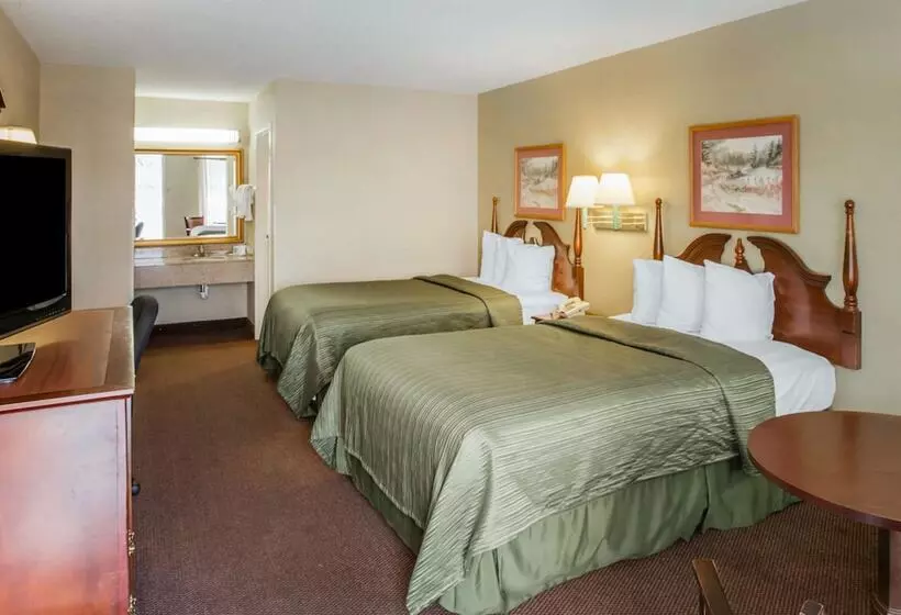 ２ダブルベッドのスタンダードルーム, Quality Inn Reidsville Hwy 29