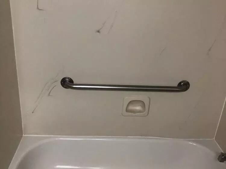 ２ダブルベッドのスタンダードルーム, Quality Inn Rochester South