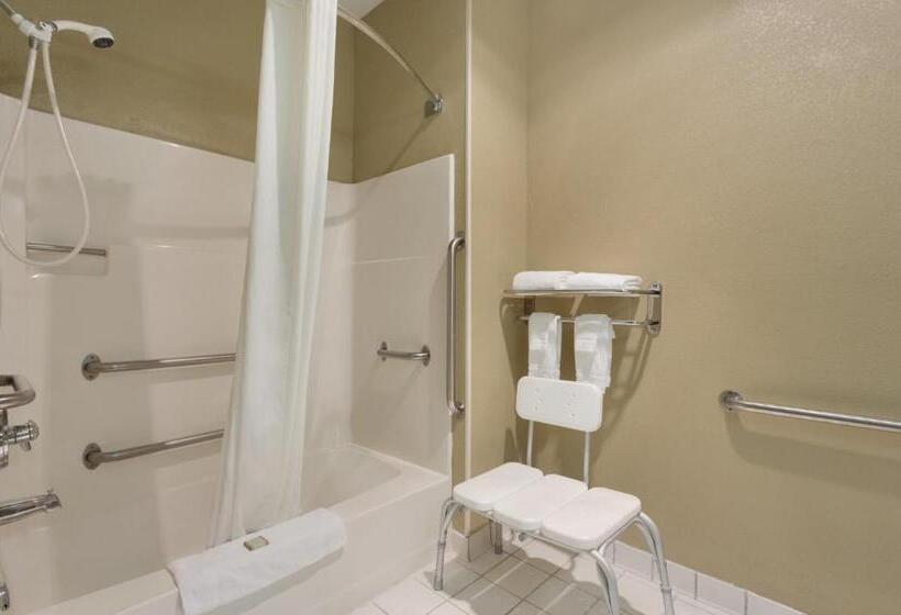 غرفة قياسية سرير كينج, Super 8 By Wyndham Lees Summit