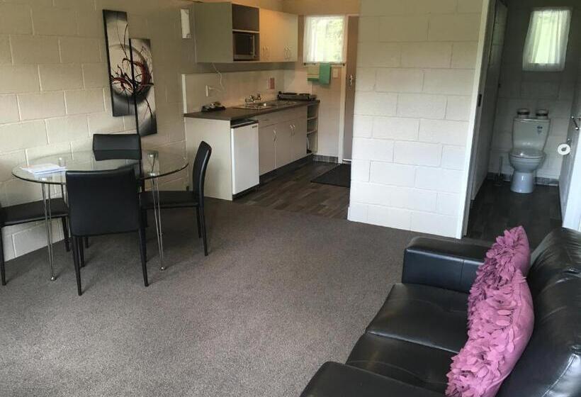 דירת שני חדרים, Sapphire Springs Holiday Park And Thermal Pools