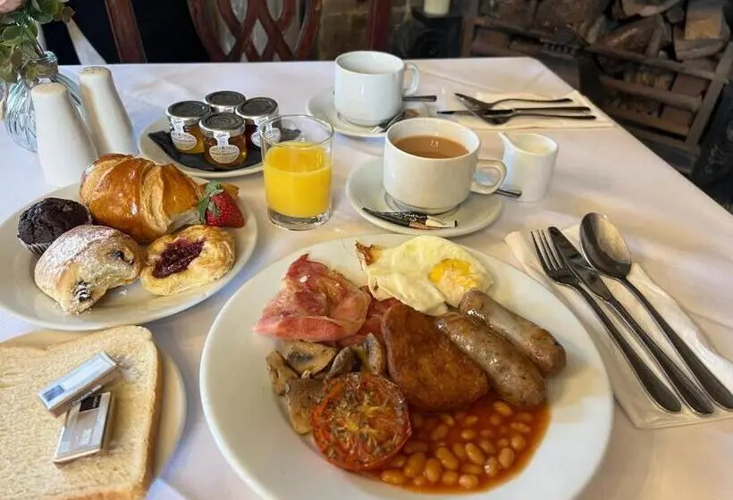 スーペリアールーム, Castle Bromwich Hall; Sure Hotel Collection By Best Western