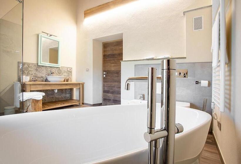 Номер Стандарт, Agr. Cascina Fabbrica