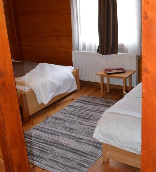 Семейный Номер, Transilvania Garden House