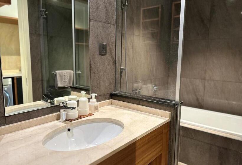 스탠다드 룸, Isoras Cikarang