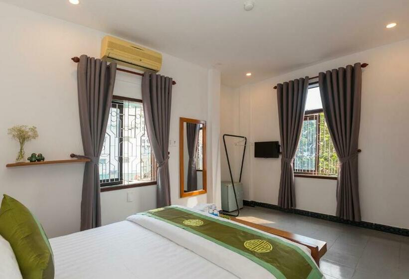 اتاق استاندارد, Purple Hue Central Hub