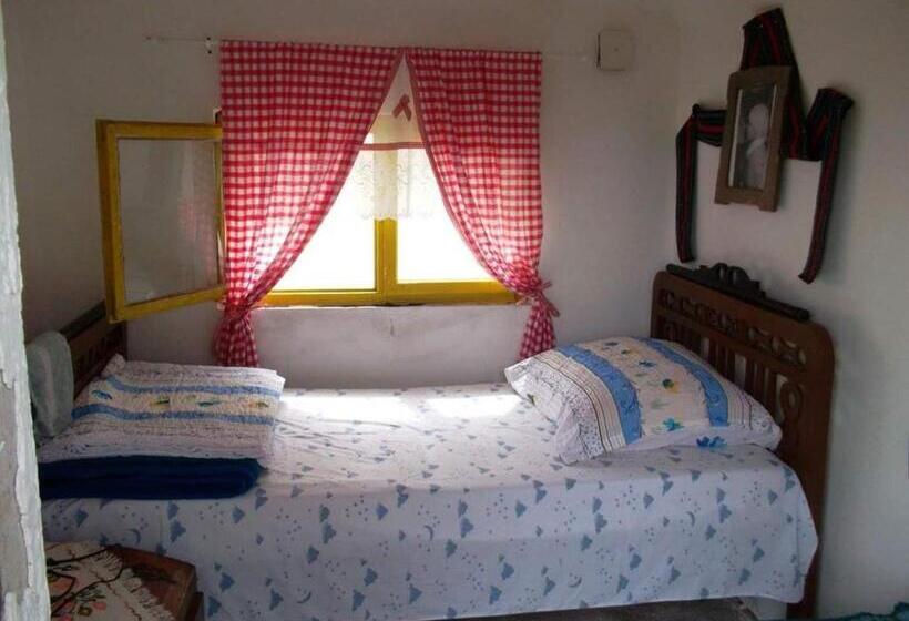 کلبه ییلاقی, Angelinin Konak