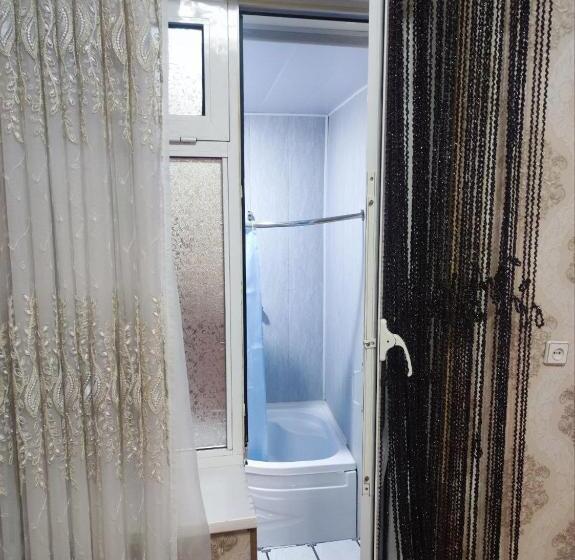 اتاق استاندارد سه نفره, Madina Mehribon Welcome To Bukhara